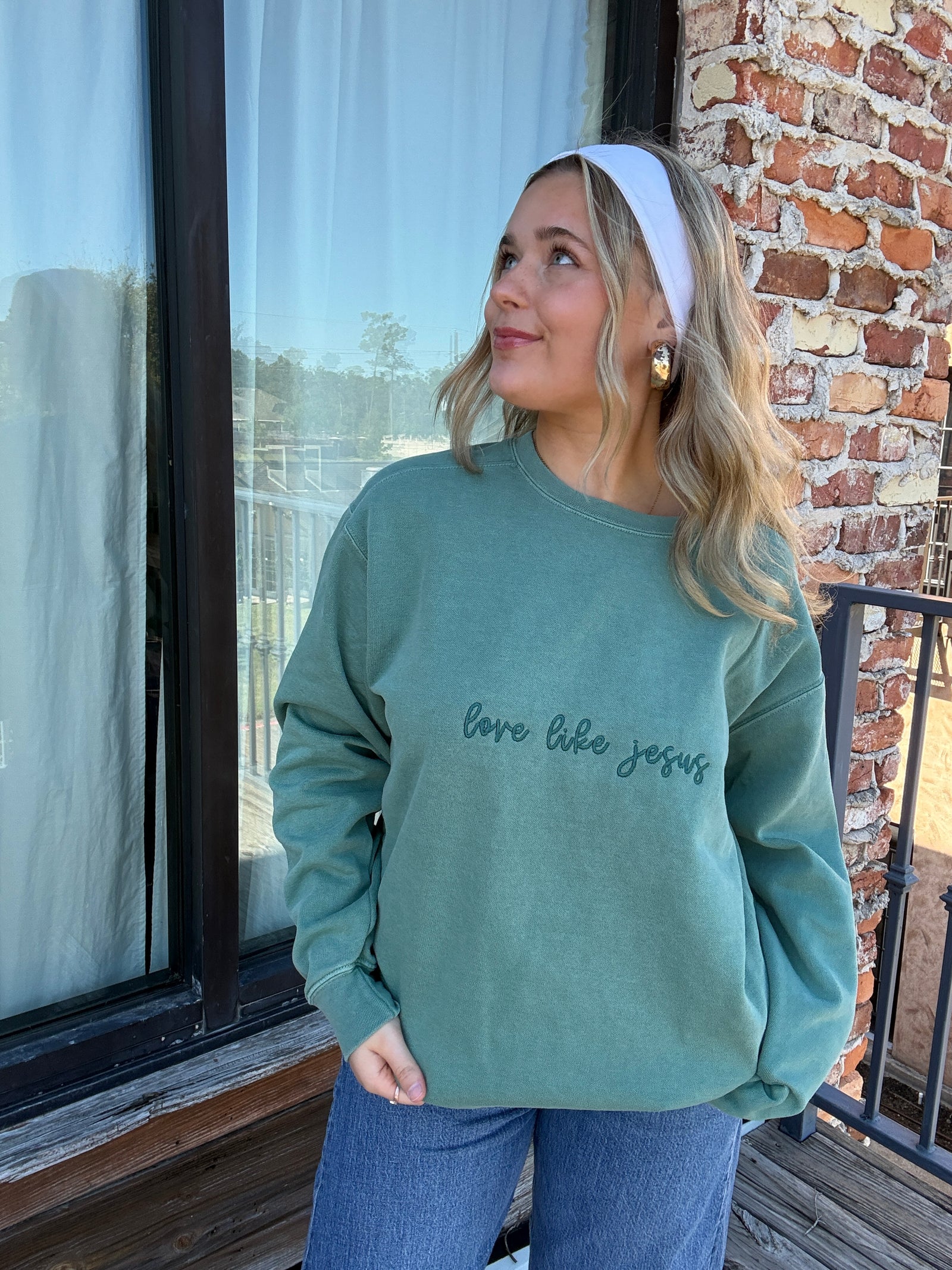 Love Like Jesus Sweatshirt - Comfort Colors