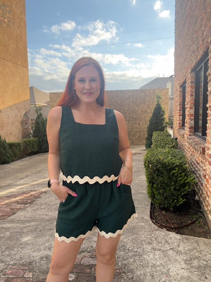 Scalloped Hunter Short